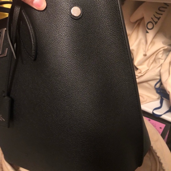 🖤✨Gorgeous Louis Vuitton Lockme Tote & Wallet✨🖤 - Picture 6 of 13